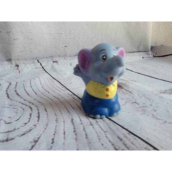 Vintage Hard Rubber Gray Elephant Pencil Sharpener - Picture 4 of 6